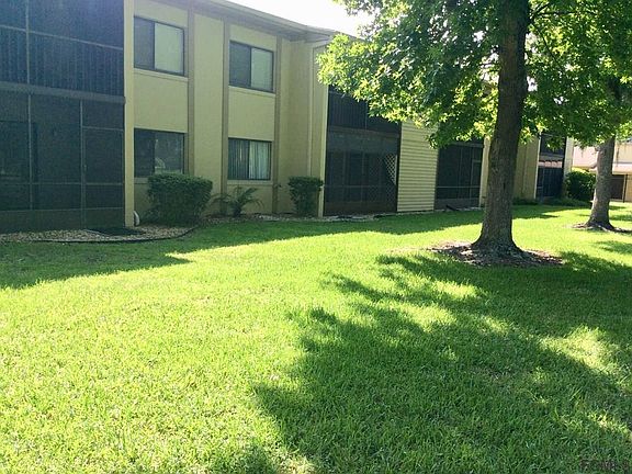 5th image of 312 Palm Coast Pkwy NE APT 101
