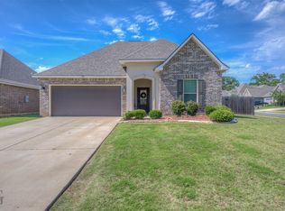 303 Pilatus Dr, Shreveport, LA 71106