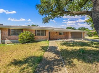 104 Westwood Ln, Kerrville, TX 78028