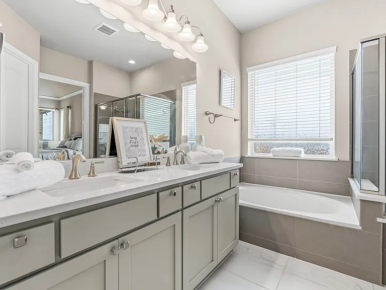 3404 Begonia Ln — Photo 40