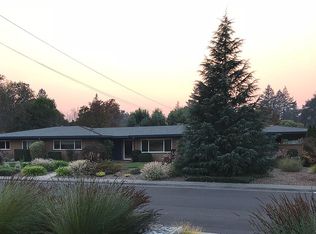 801 Josephine Ln, Healdsburg, CA 95448