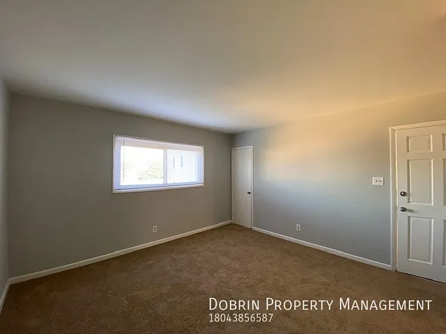 2105 Phaup St #2 — Photo 3
