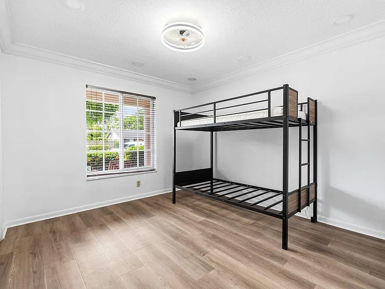 7221 SW 7th St — Photo 11