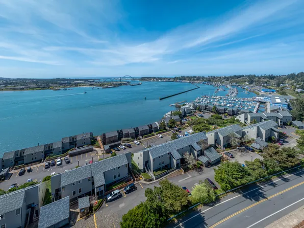 1000 SE Bay Blvd #129-F-1, Newport, OR 97365