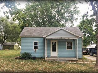 308 S Ohio St, Toledo, IL 62468