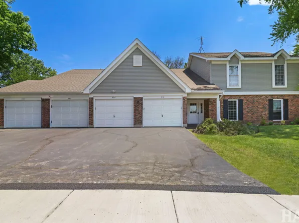 320 N Thornwood Dr #320, McHenry, IL 60050