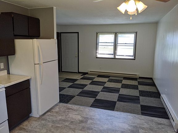 3rd image of 642 Northwood Ct