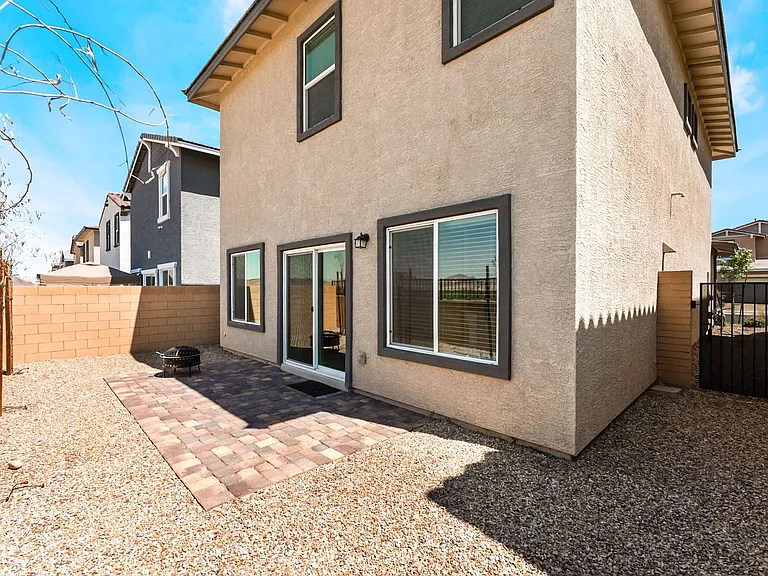 410 Larksong Ave — Photo 24