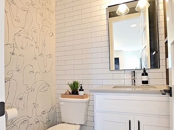 1st Floor 1/2 bath