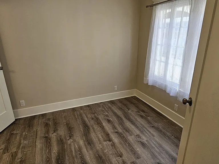 339 W Lime Ave — Photo 6