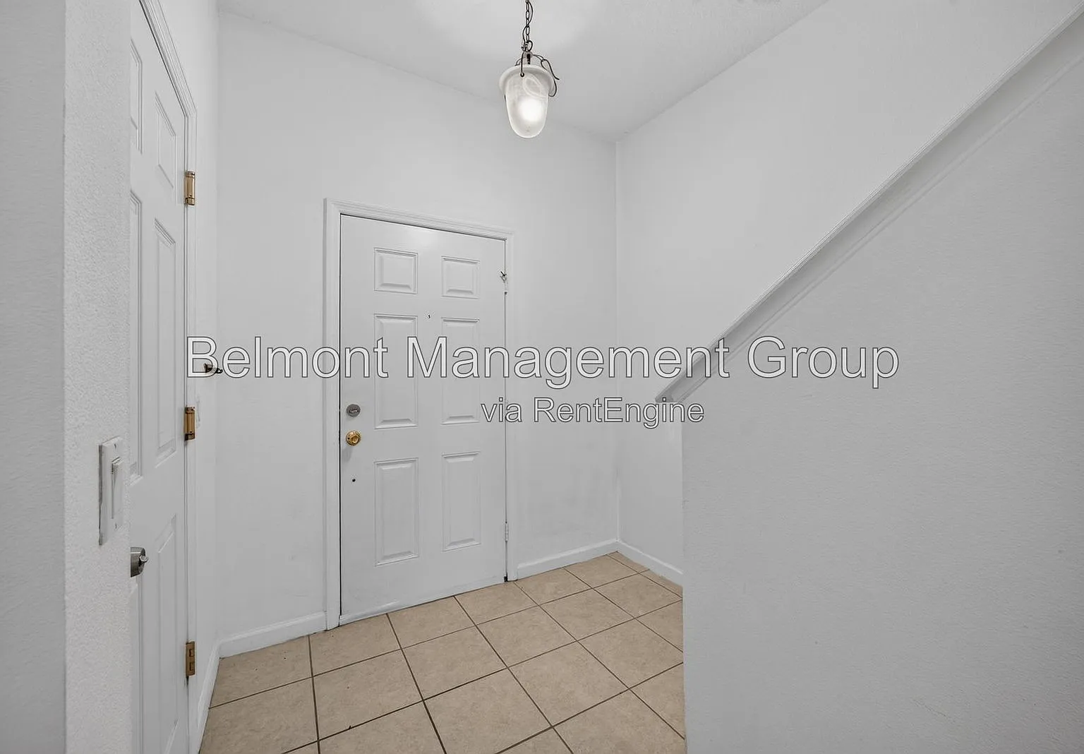 3 bed, 2.5 bath, 1322 sqft, $2,195 — Photo 3