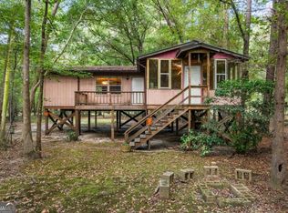 628 Riverside Dr, Claxton, GA 30417