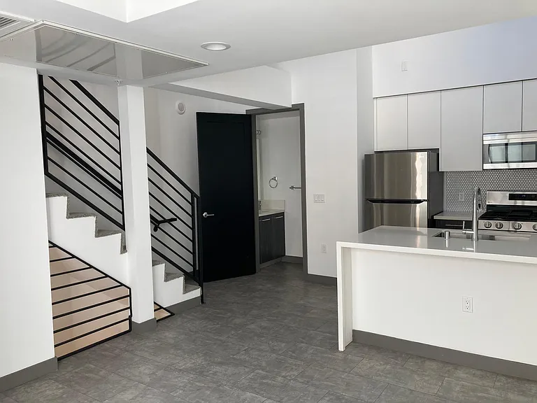 3821 W Avenue 43 — Photo 24