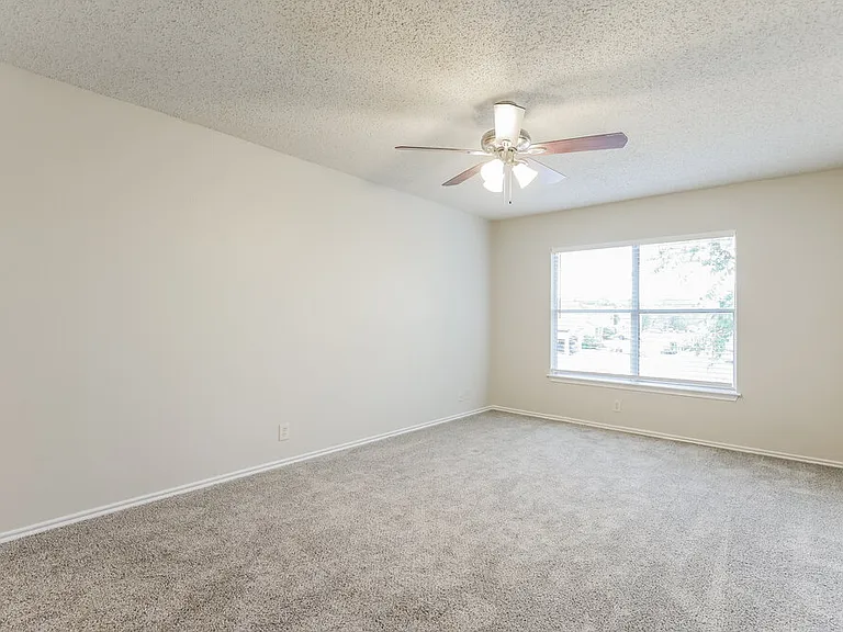 6102 Candletree — Photo 11
