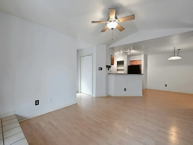 2450 Wickersham Ln #710 — Photo 6