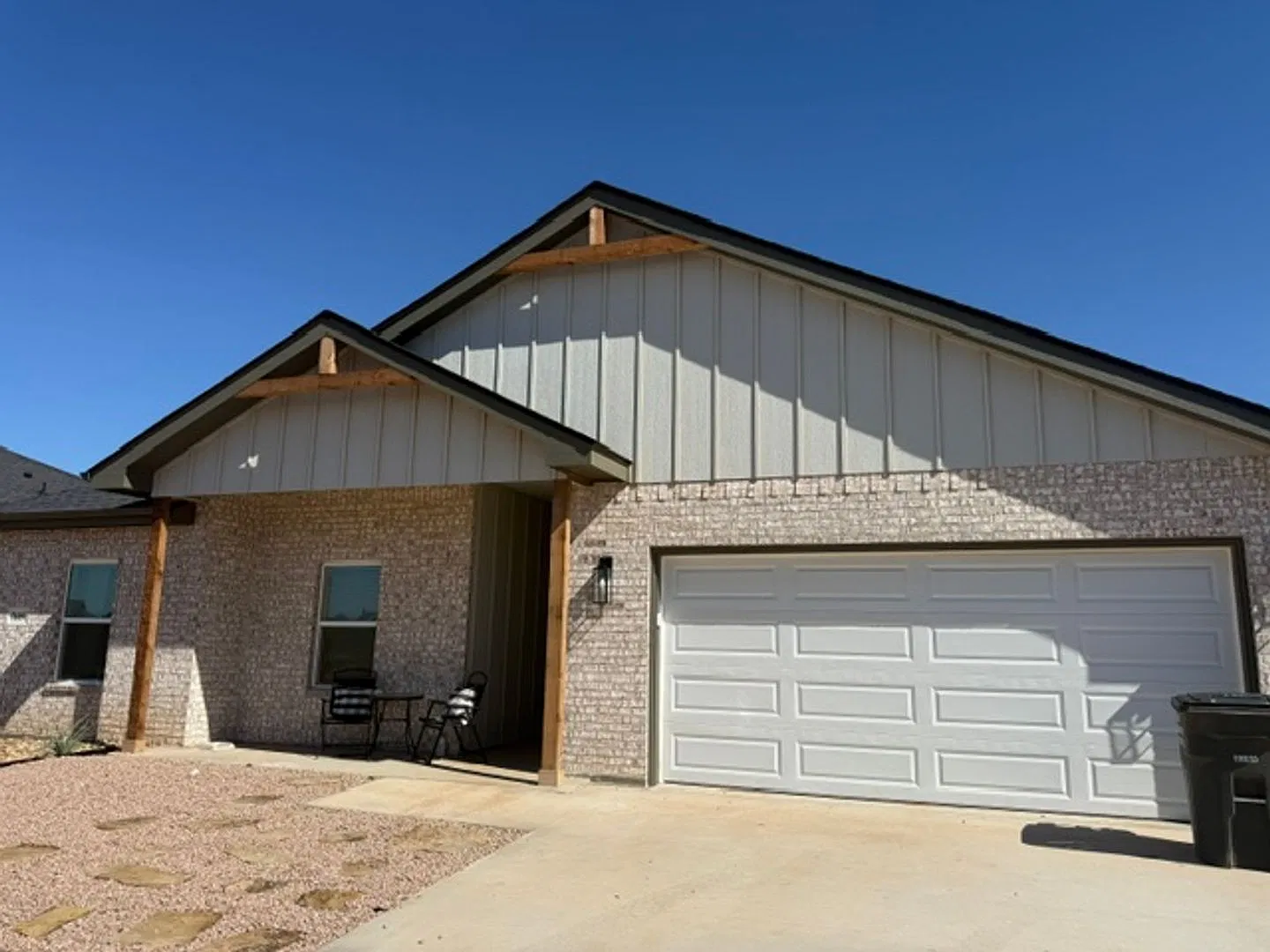 7619 Hudson Way — Photo 3