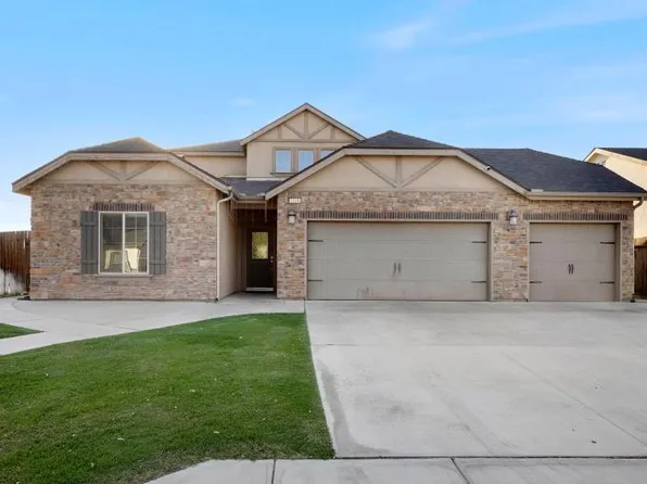 7521 Torrent Way, Bakersfield, CA 93313