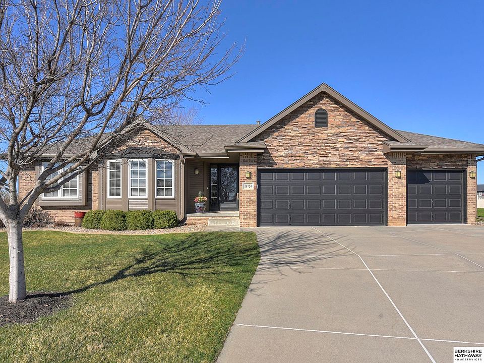 1st image of 16724 Ogden Cir
