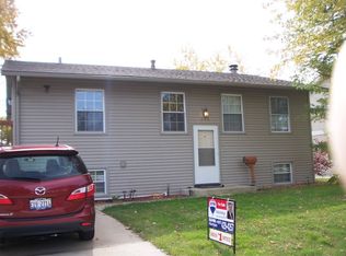 225 E Streamwood Blvd, Streamwood, IL