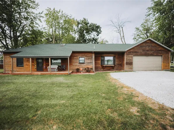 717 E Cumberland Rd, Altamont, IL 62411