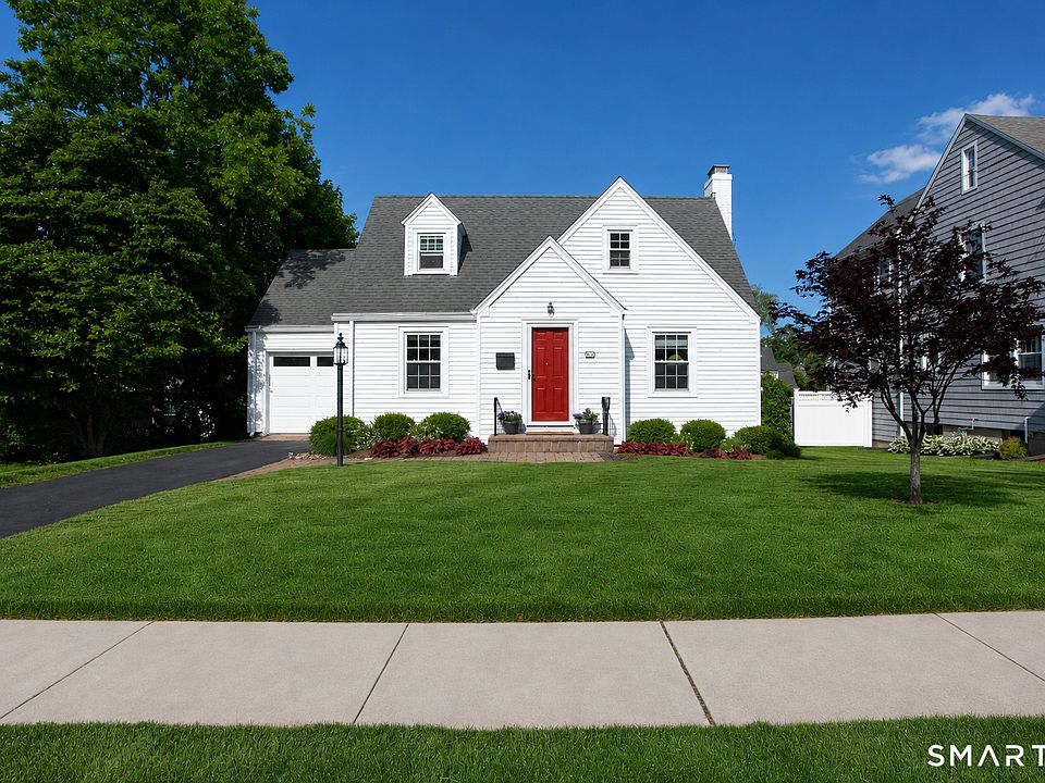 1st image of 52 Clifton Avenue