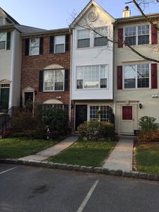 264 Larch Ln, Mahwah, NJ, 07430