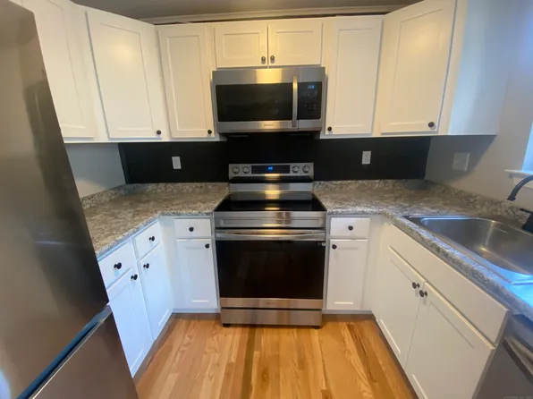 845 Blackstone Village #845, Meriden, CT 06450