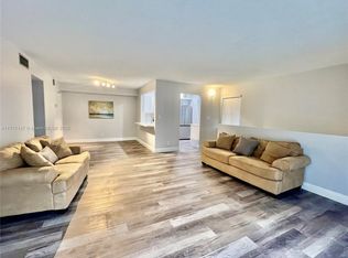 115 Gardens Dr APT 203, Pompano Beach, FL 33069