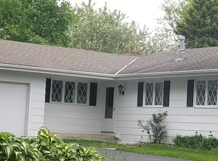 4232 100th St W, Bloomington, MN 55437