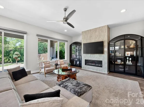 1310 Levy Way, Charlotte, NC 28205