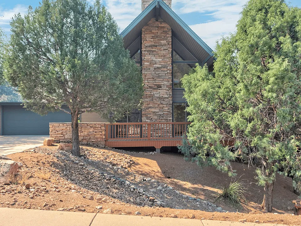 803 W Saint Moritz Dr