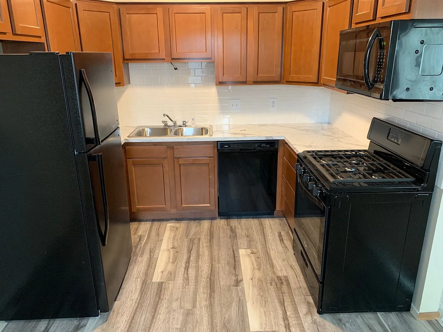 Indian Village Apartments — Photo 1