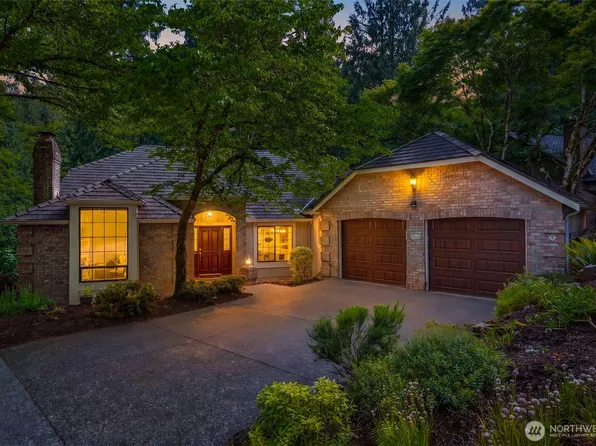 2815 NW Pine Cone Drive, Issaquah, WA 98027
