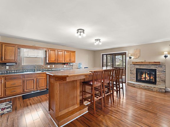 2nd image of 1659 Sunnyslope Dr