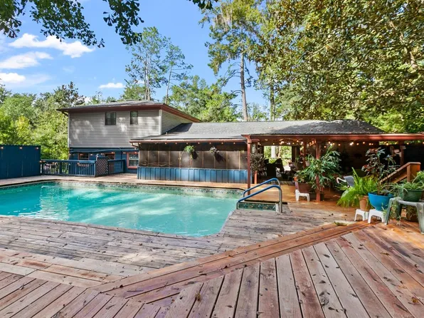 2045 Wahalaw Nene, Tallahassee, FL 32301