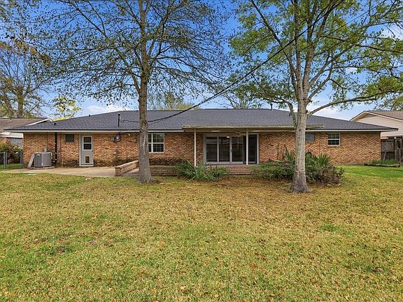 2nd image of 1785 Rikisha Ln