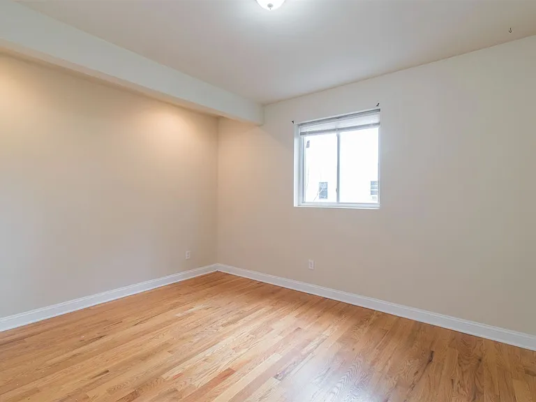 1929 N Gratz St #1 — Photo 7