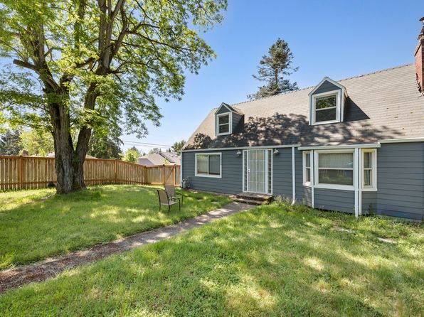 1048 NE 117th St