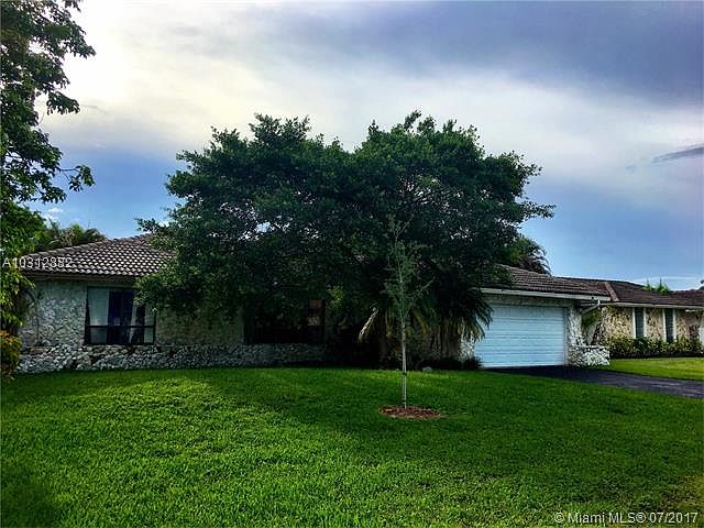 1st image of 348 NW 101st Ave