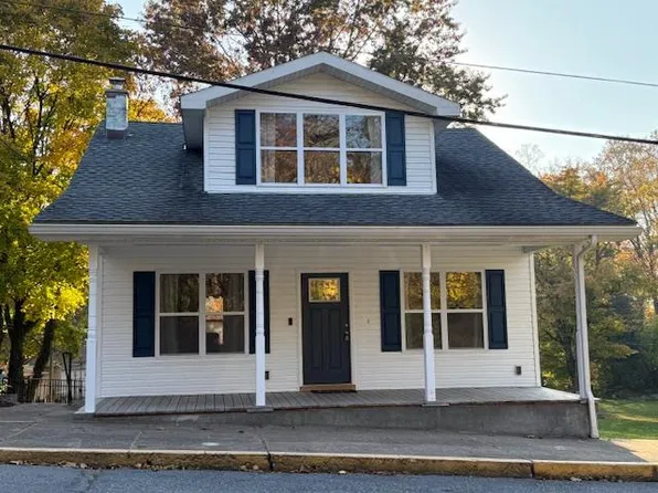 344 Port Clinton Ave, Hamburg, PA 19526