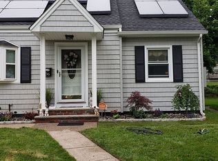 36 Cottage Ln, Clifton, NJ 07012