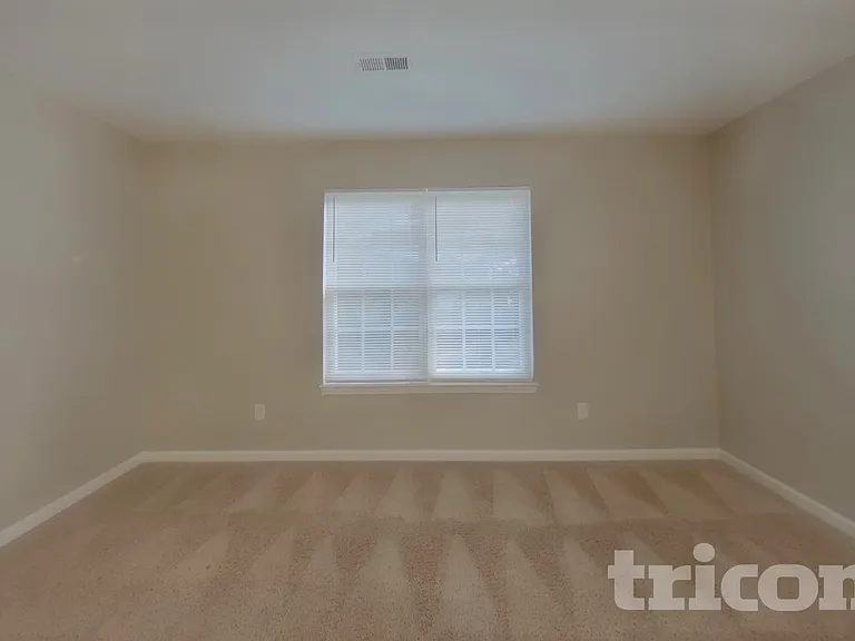 6902 Fenwick Dr — Photo 17