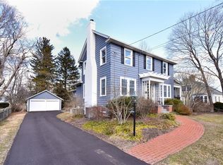 12 Chapin Rd, Barrington, RI 02806