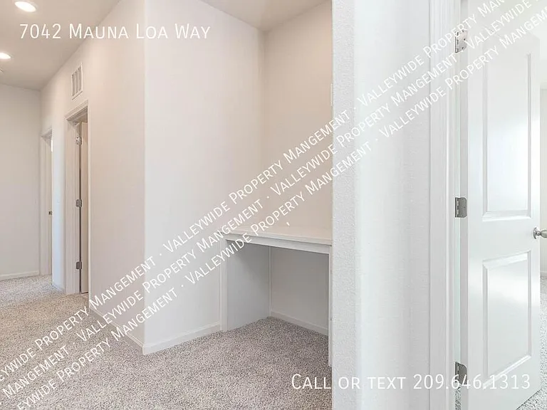 7042 Mauna Loa Way — Photo 15