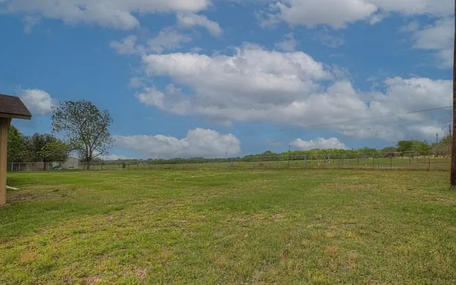 1010 Country Oak Dr — Photo 10