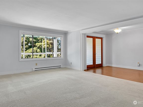 4th image of 7320 E Green Lake Drive N #303