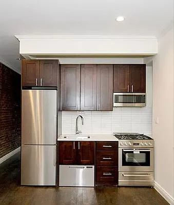 Rented by R New York | media 4