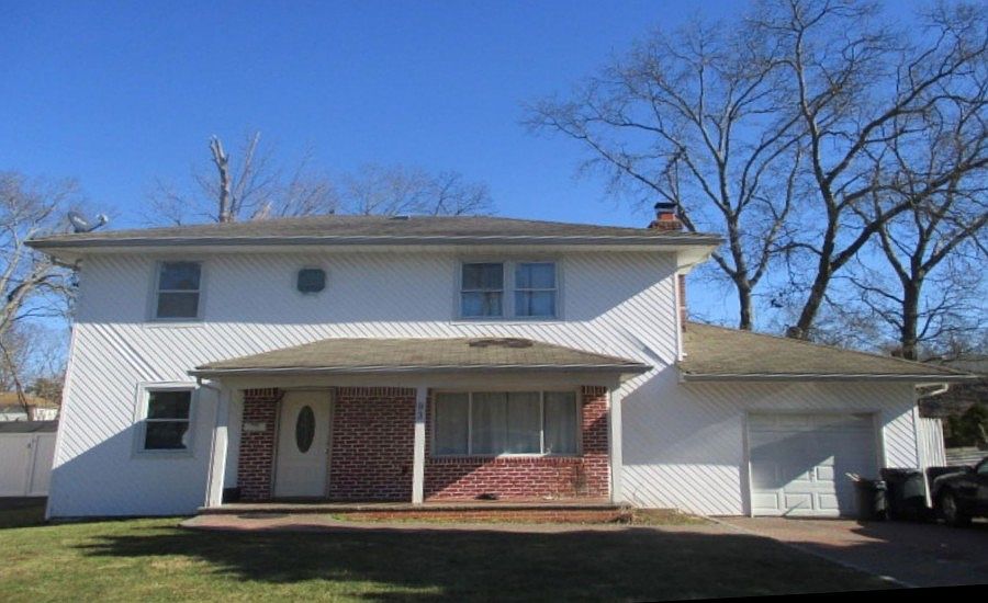 1st image of 93 N 17th St
