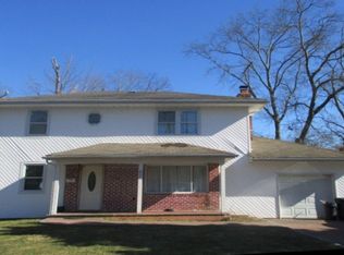 93 N 17th St, Wyandanch, NY 11798