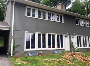 4 Edgewater Ln #A, Nyack, NY